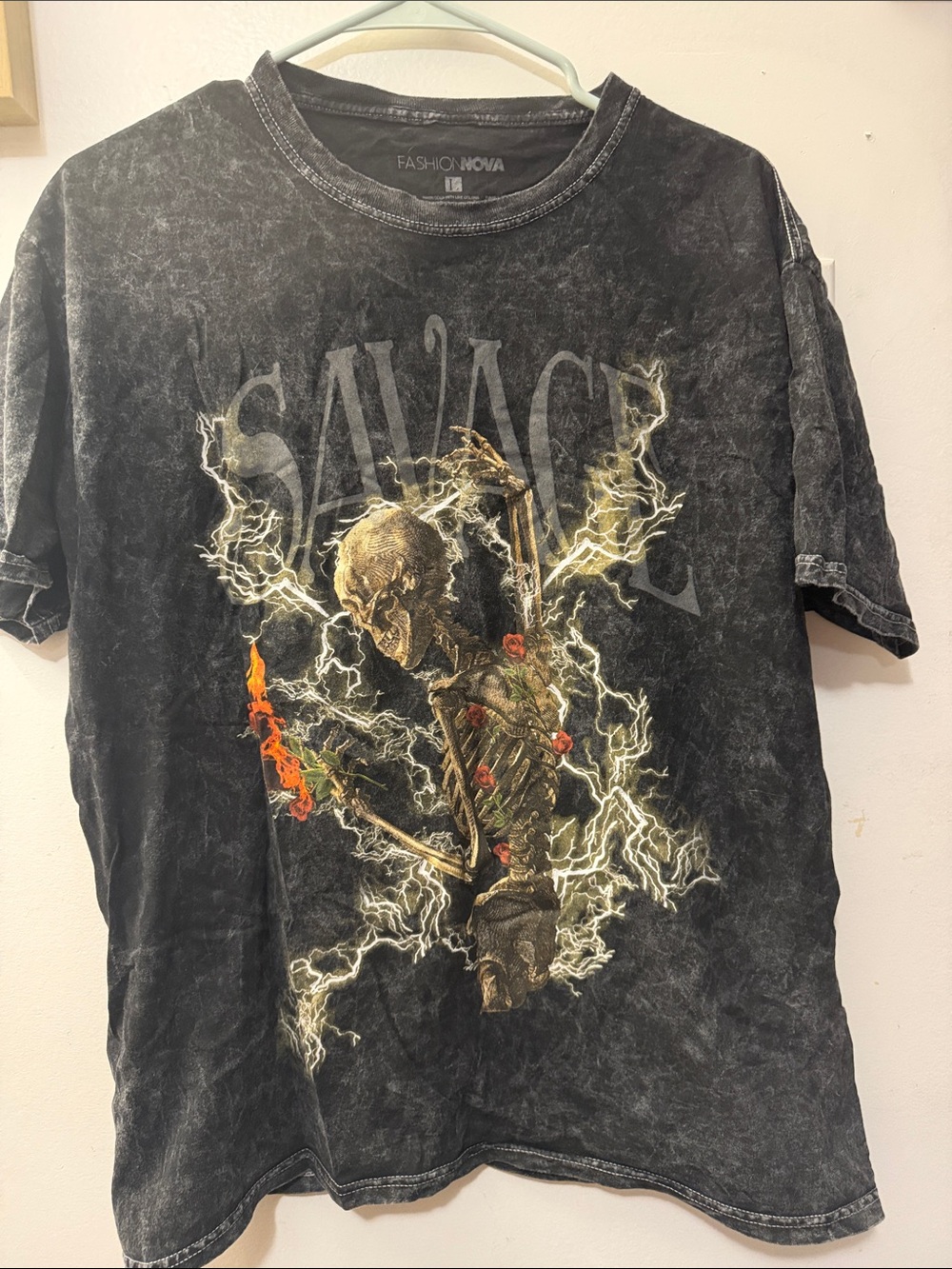 FASHION NOVA Women’s Black 'Savage' Graphic Tee